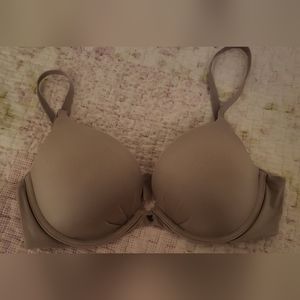 Victoria's Secret Bra Fabulous Plunge 36C Gray